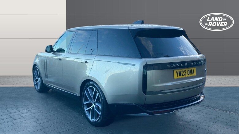 Land Rover Range Rover 3.0 D300 HSE 4dr Auto Diesel Estate